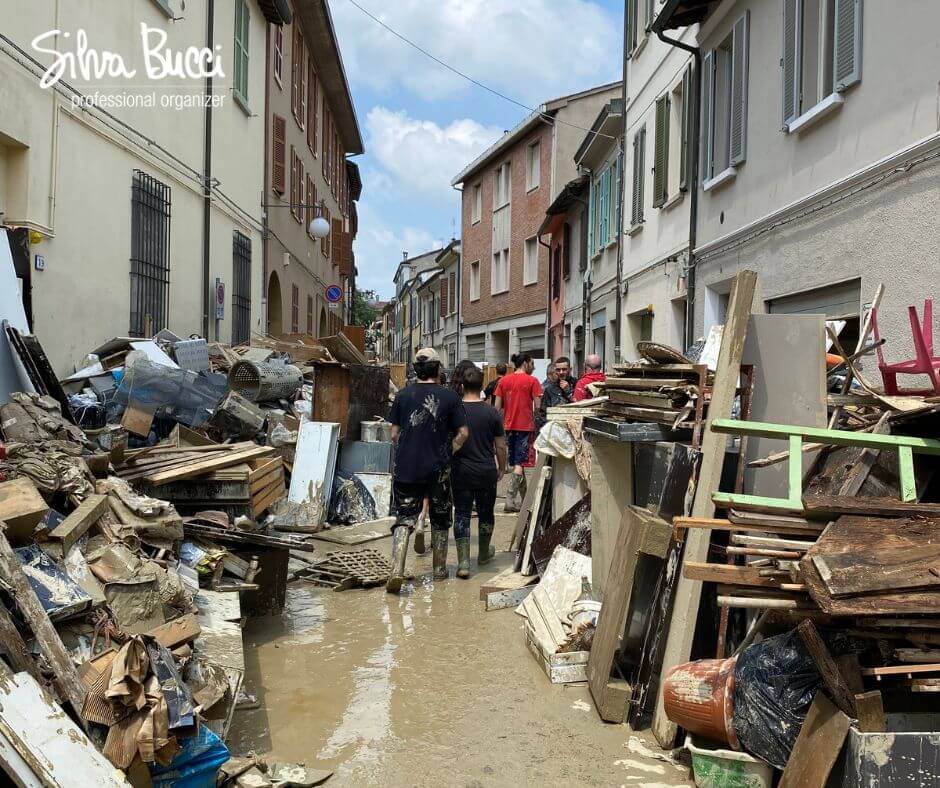 l'alluvione nella mia città mi ha fatto cambiare prospettiva su varie cose della vita tra cui qual è il giusto valore delle cose a seconda delle circostanze - foto Stella Palermo